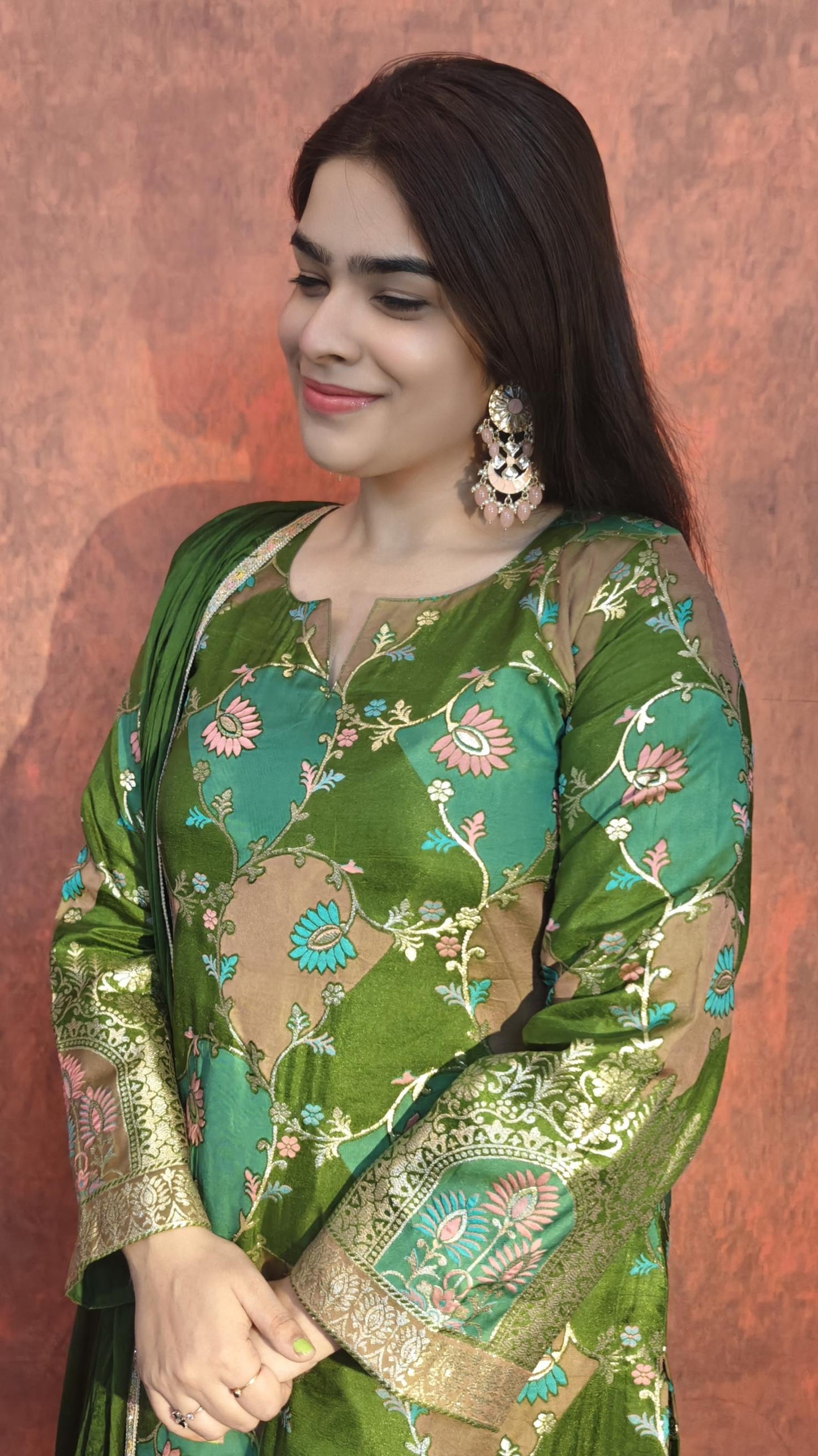 Elegant Green Banarasi Kurta Pant Set